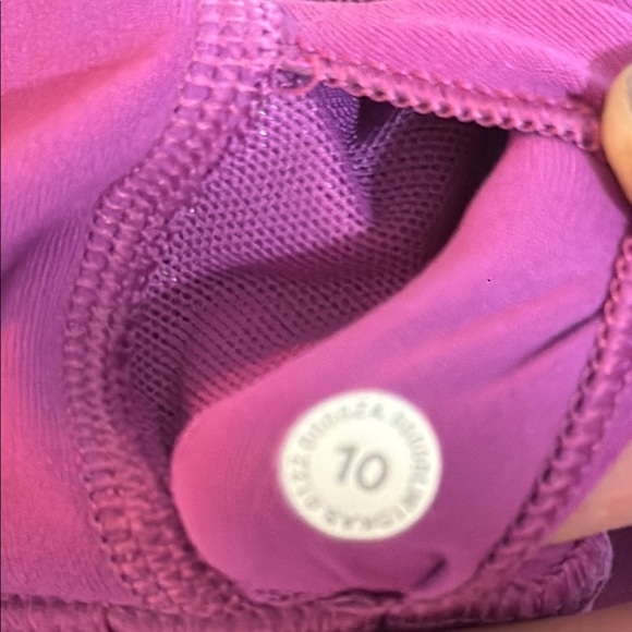 Lululemon Athletica Fitted Sleeveless Tank Top - Picture 5 of 5